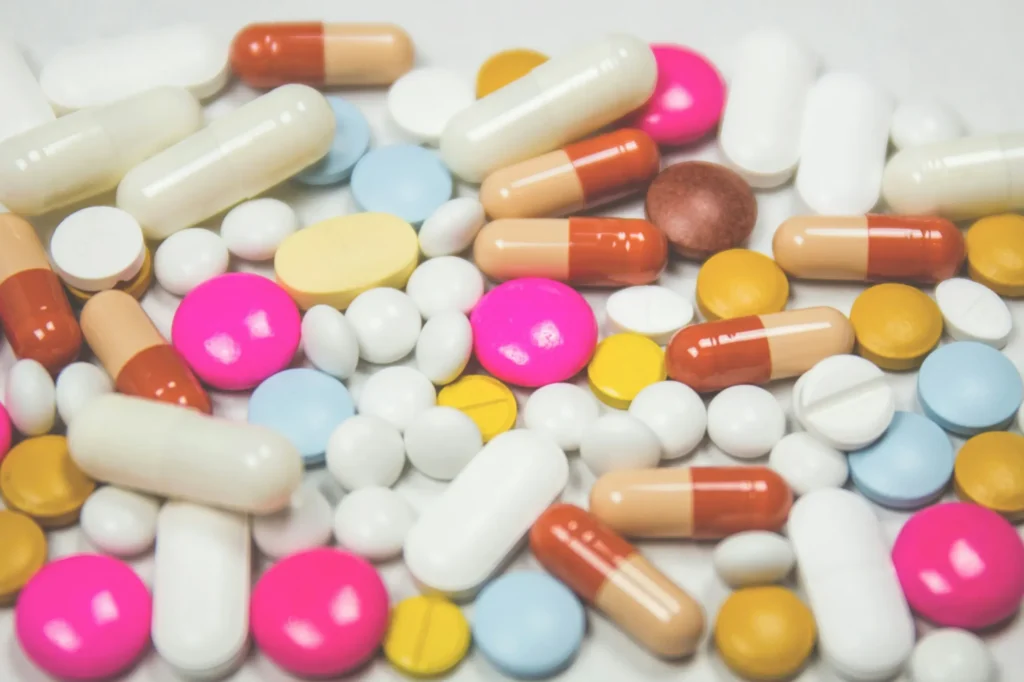 medicaments, pills